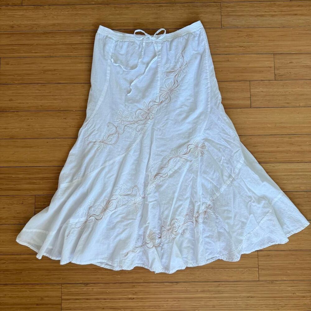 Metrowear White Cream 100% Cotton Floral Embroidered Midi Skirt S M